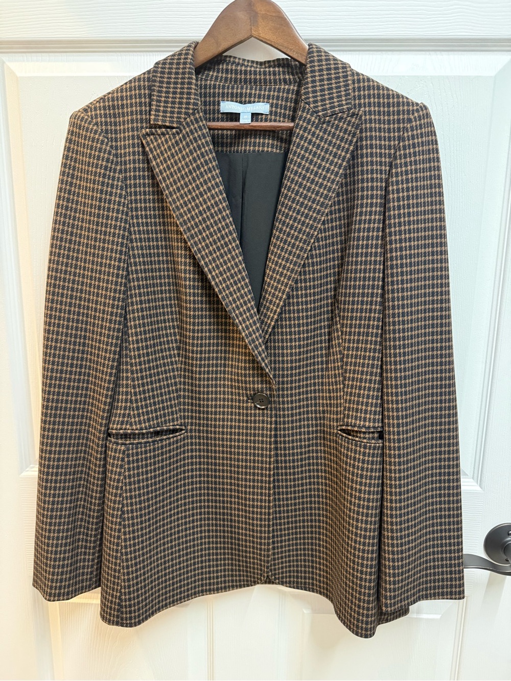 Antonio Melani blazer features a classic brown and black houndstooth small-check